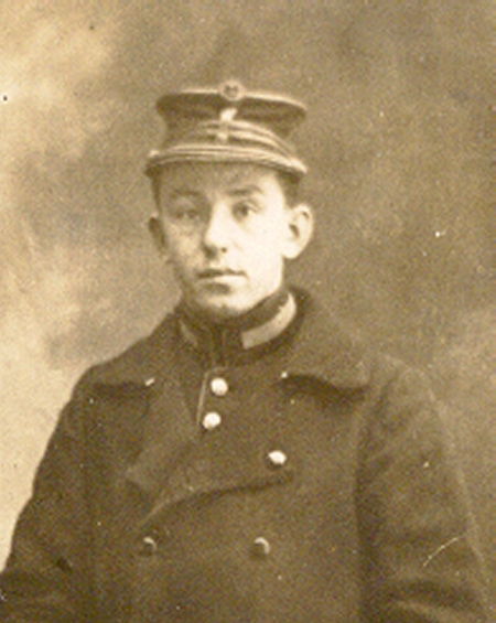 A la memoire du Capitaine Alfred Mostenne mort en heros le 28 septembre 1918 Houthulst