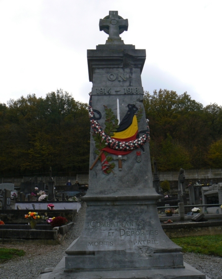 Monument 14-18 cimetiere de On, Marche-en-Famenne